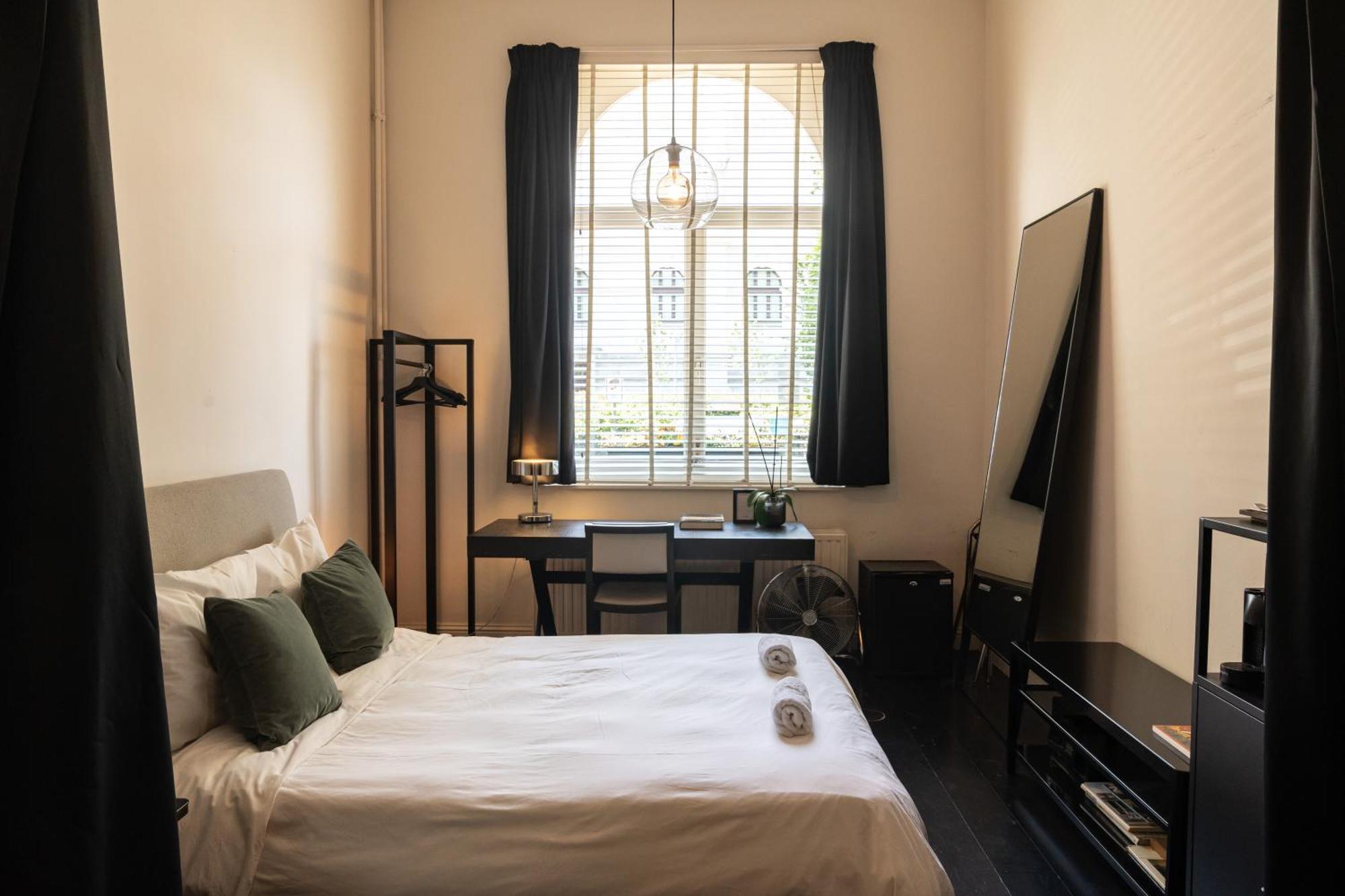 Antwerp Museum Suites Ngoại thất bức ảnh